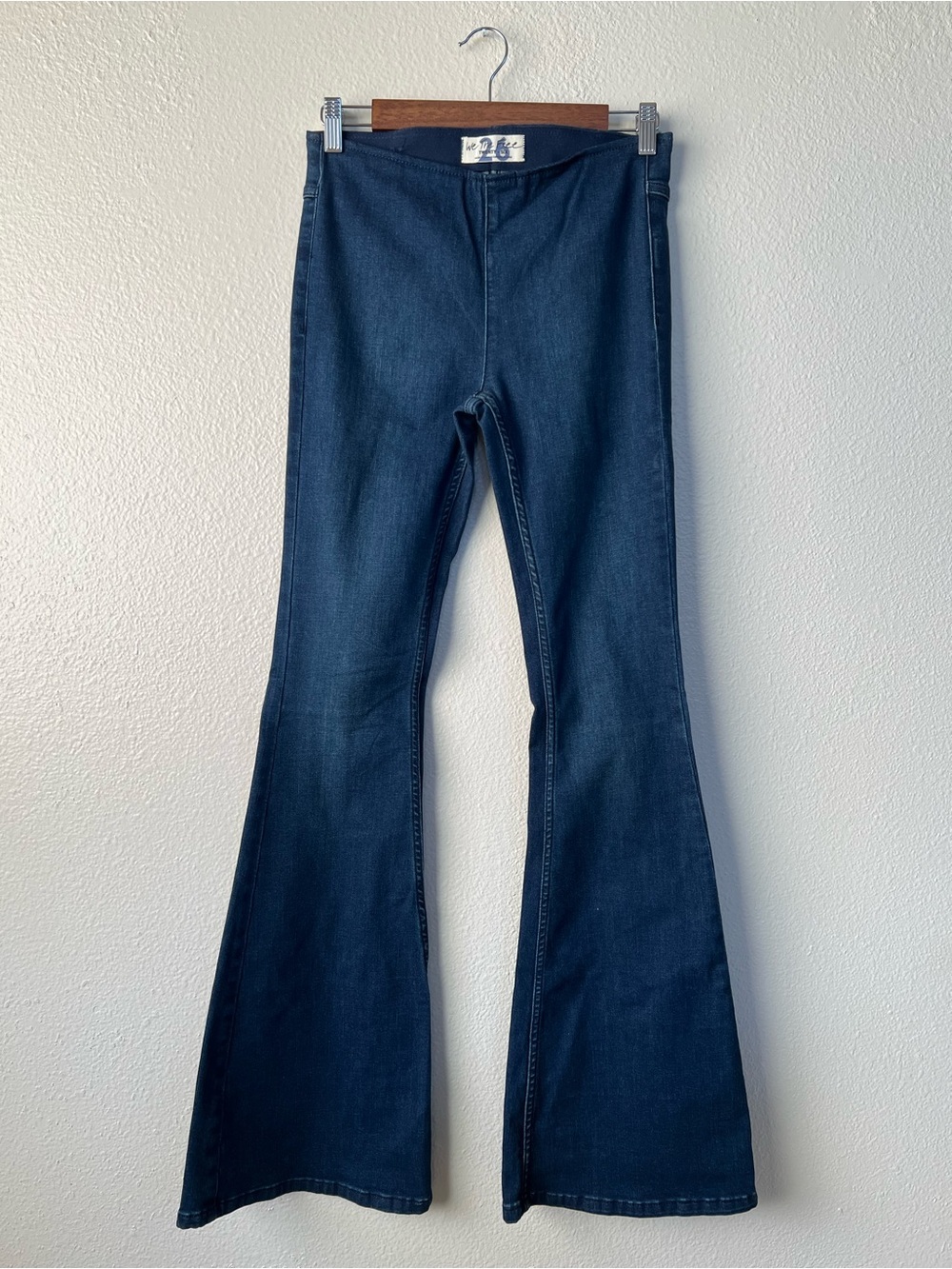 We The Free Dark Blue Flare Jeans size 26